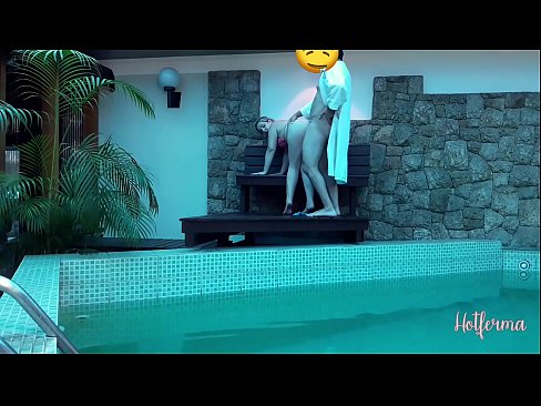 ❤️ Tus thawj coj caw tus tub txib mus rau hauv lub pas dej, tab sis tsis tuaj yeem tiv taus kub ❤️ porno ntawm hmn.hqpornvideos.ru% ☑